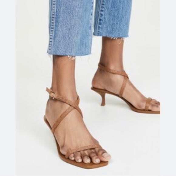 cult gaia Shoes - Cult Gaia Banu Sandal. Cream size 39